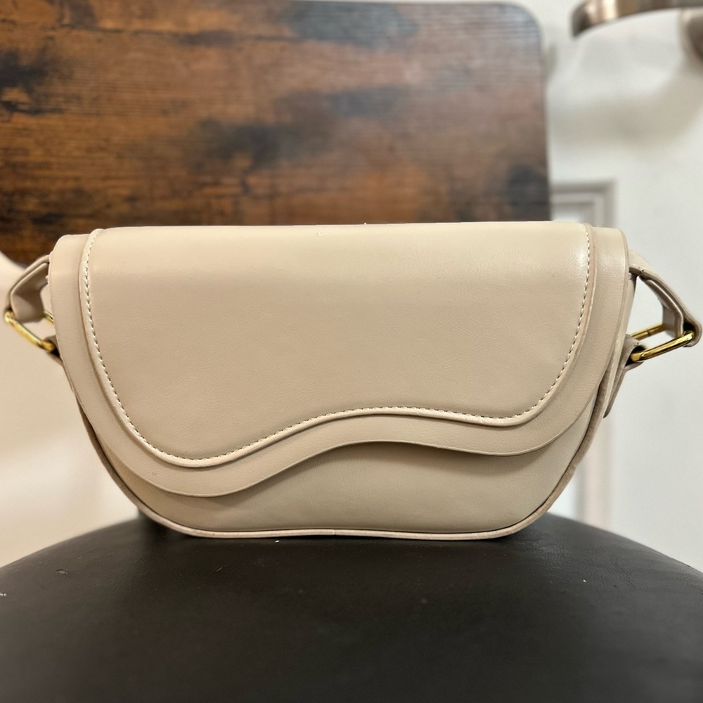 👒 Beige Small Crossbody
